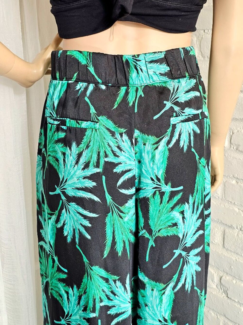 Fe Noel x Target Feathered Palm Print Robe & Wide Leg Pants Set Size XL Black - Picture 14 of 16